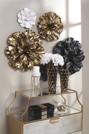 FLOWER WALL PLAQUE